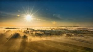 Lire la suite à propos de l’article « Tout le monde veut une vie heureuse…mais c’est le brouillard  » Sénèque (intro)